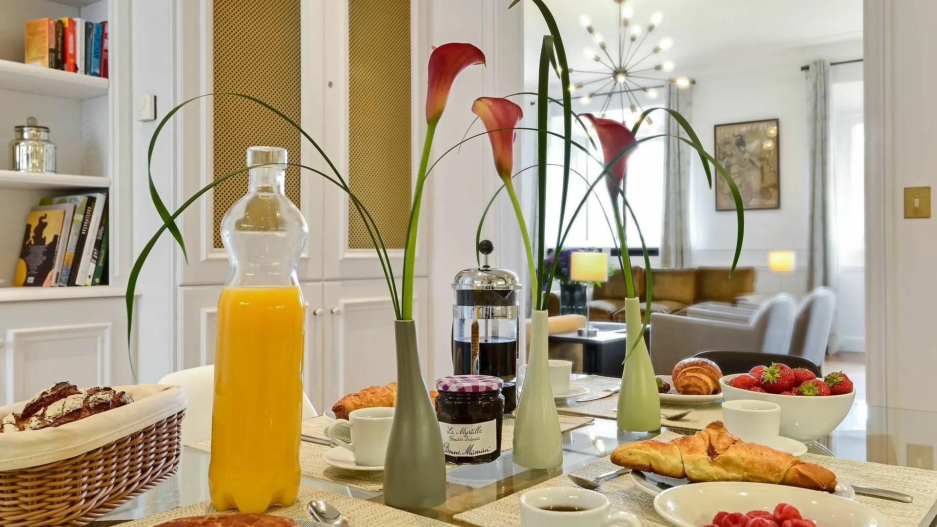 Palais Petit - Two Bedroom Apartment パリ