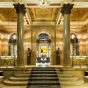 4* Hotell Hilton Opera